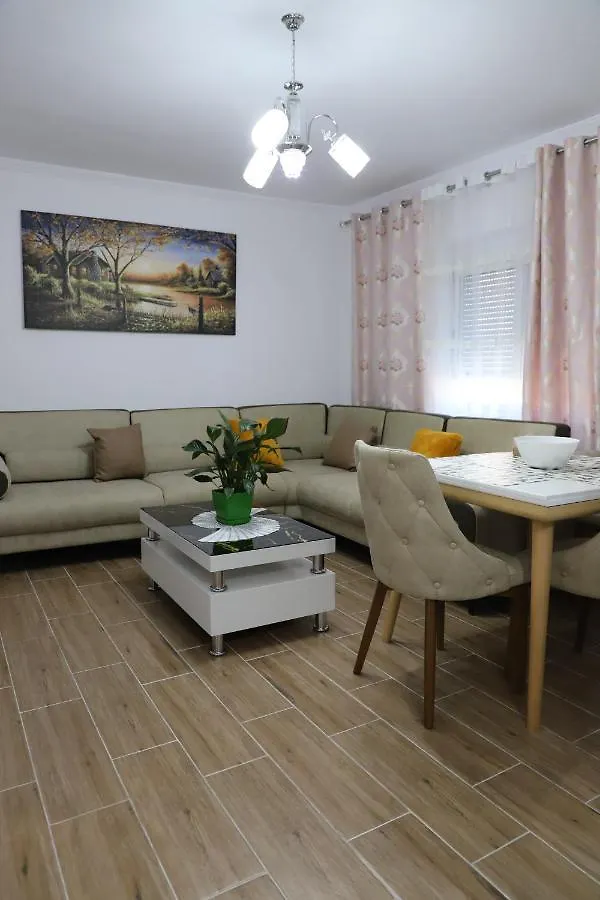 Amelia Apartment Berat 0*,